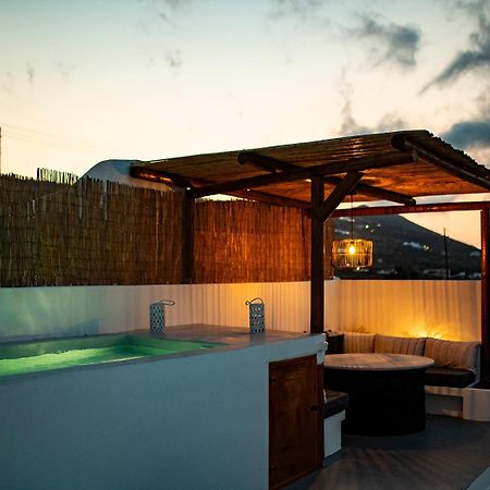 Sunrise Villa Santorini Vourvoulos Exterior photo